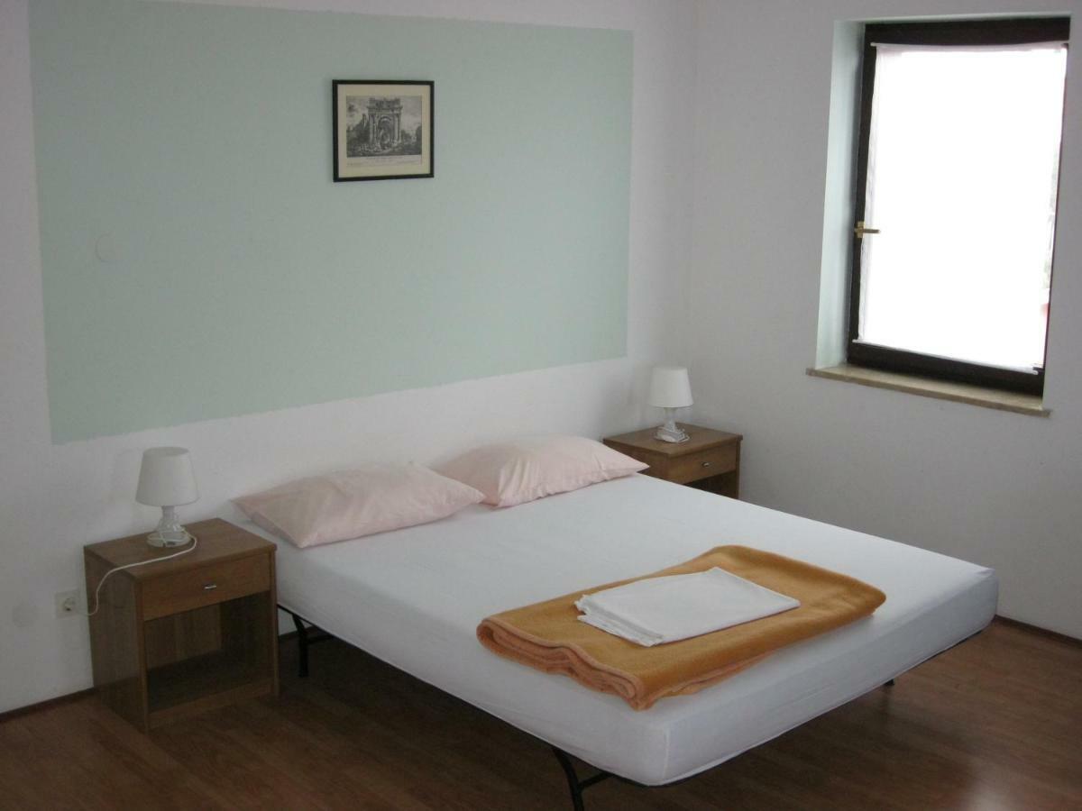 Apartments Katarina Винкуран Екстериор снимка